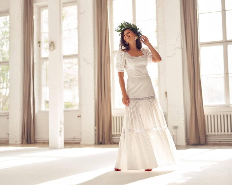 Bawełniana suknia ślubna eko z bufiastymi rękawami