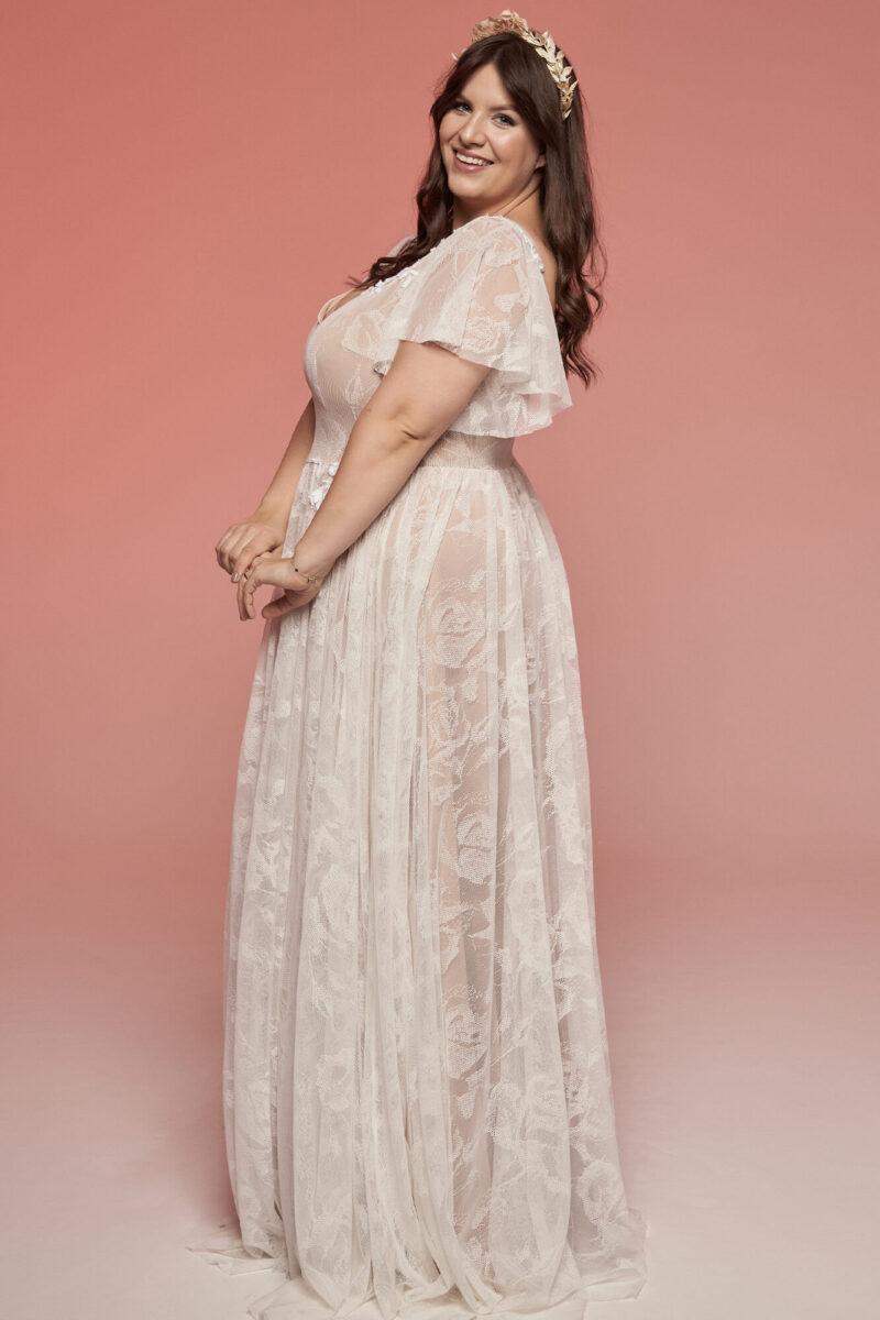 Suknia ślubna plus size z koronki z kwiecistym zdobieniem Porto 50