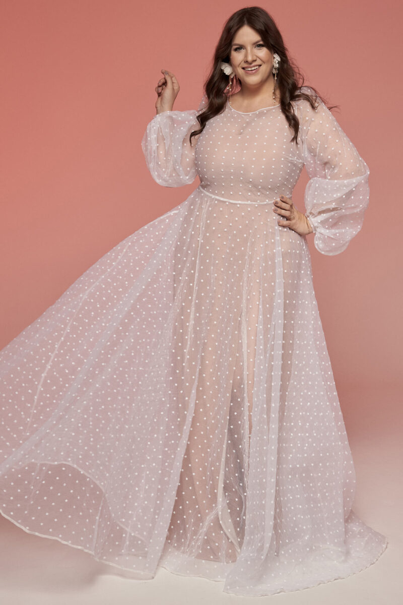 Suknia ślubna plus size w groszki z mgiełką delikatnego tiulu Barcelona 23