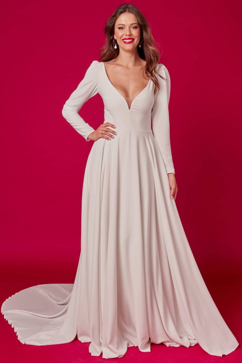 Gładka suknia ślubna Odessa 8