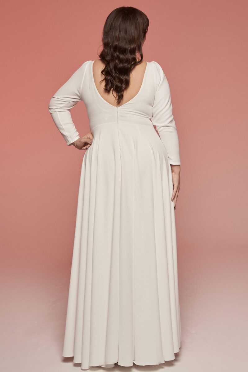 Suknia ślubna plus size z kieszeniami i długim rękawem Odessa 8