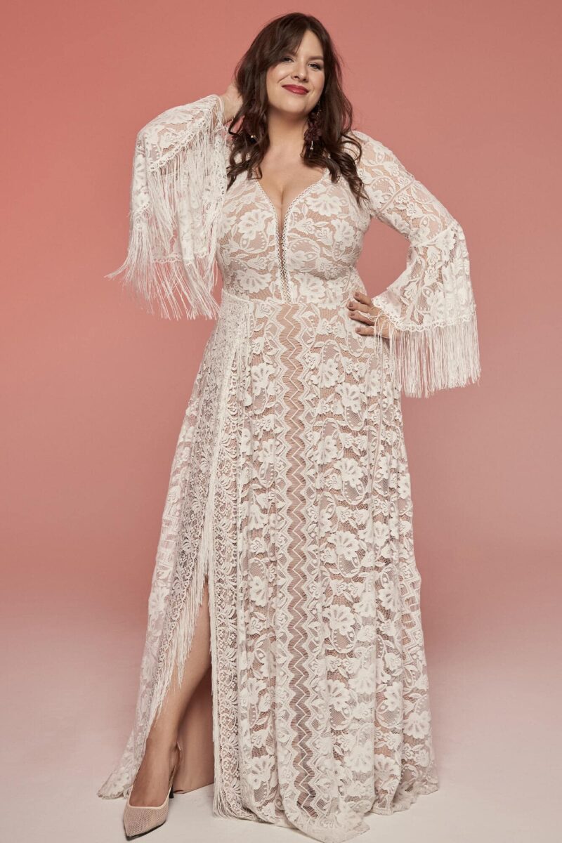 Suknia ślubna plus size ze zdobionymi rękawami w stylu boho Porto 73