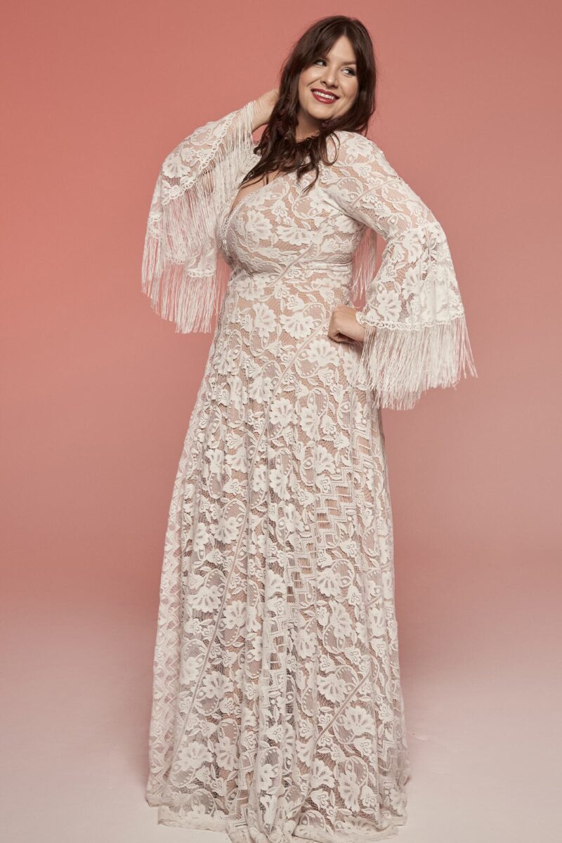 Suknia ślubna plus size ze zdobionymi rękawami w stylu boho Porto 73