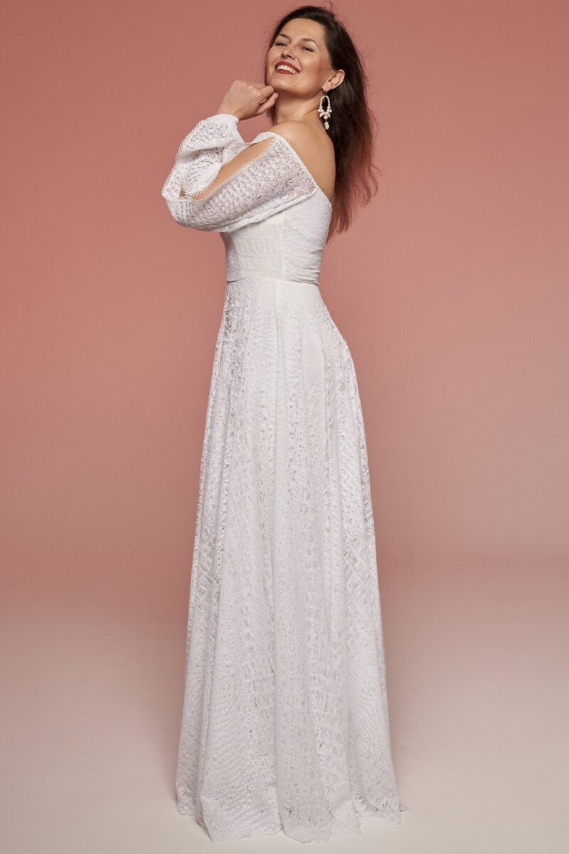 Suknia ślubna o kroju hiszpańskim z długimi rękawami Santorini 23