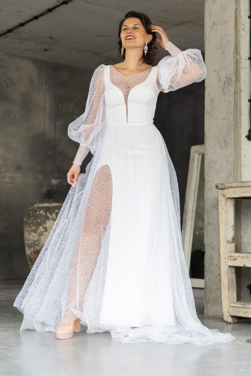 Klasyczna suknia ślubna w groszki z rozcięciem Cannes 4