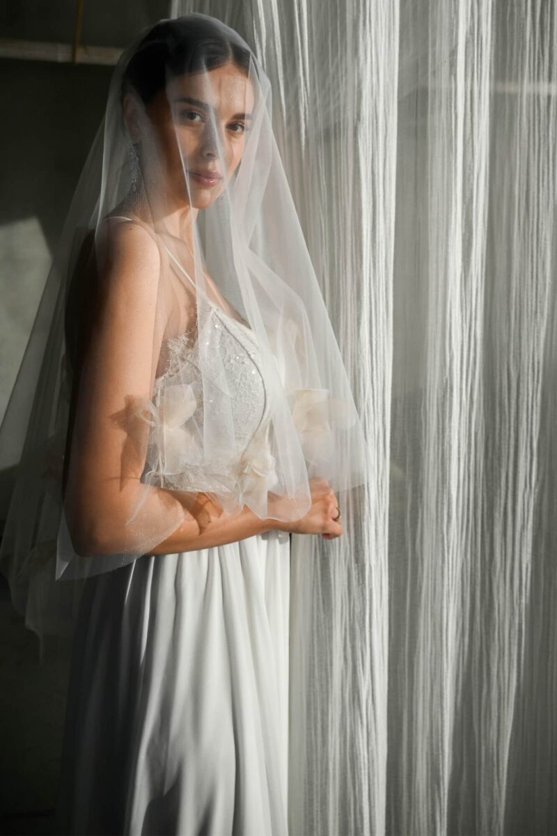 Welon ślubny w kwiaty 3D - obrazek 3