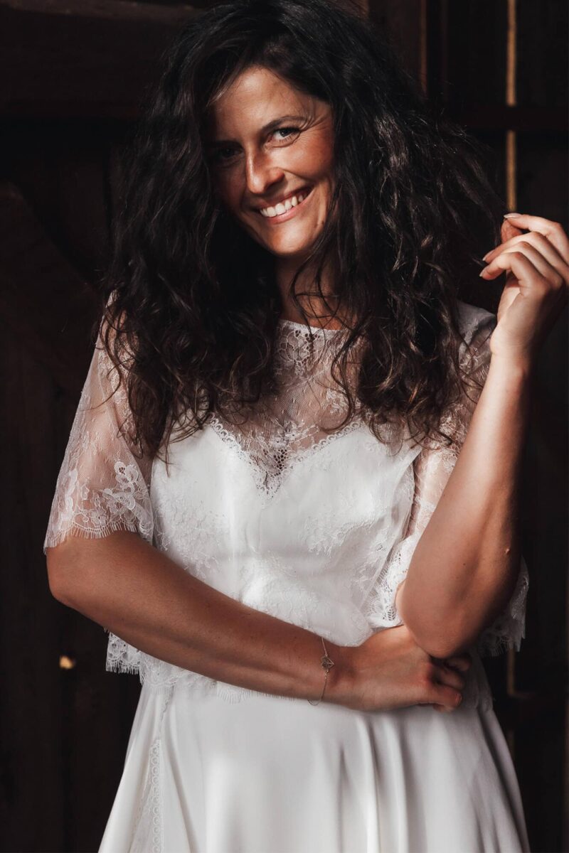 Paris 26 - Suknia ślubna z koronkowym topem