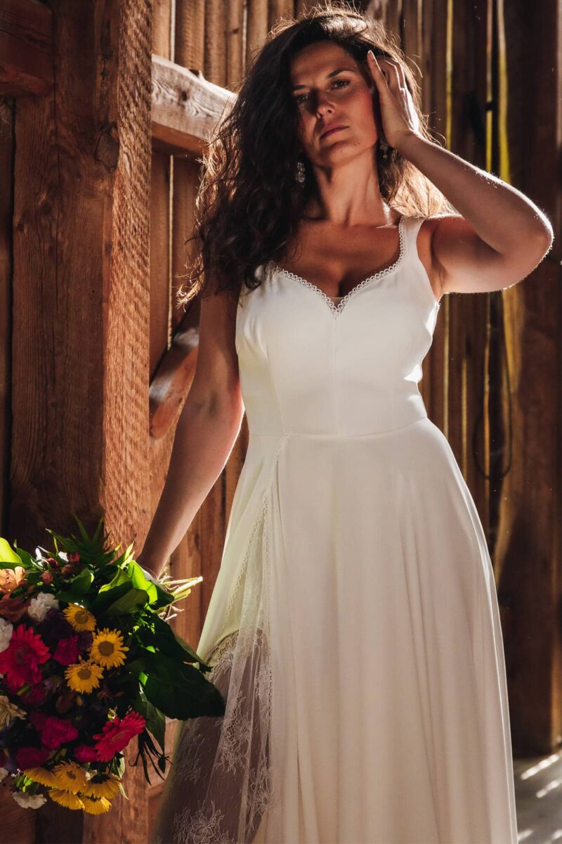 Paris 26 - Suknia ślubna z koronkowym topem