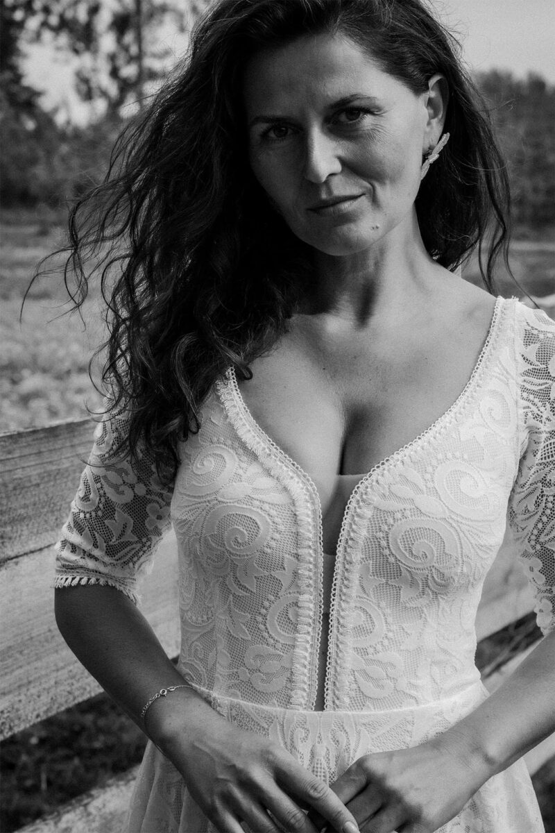 Porto 81 - Suknia ślubna z rękawem ¾