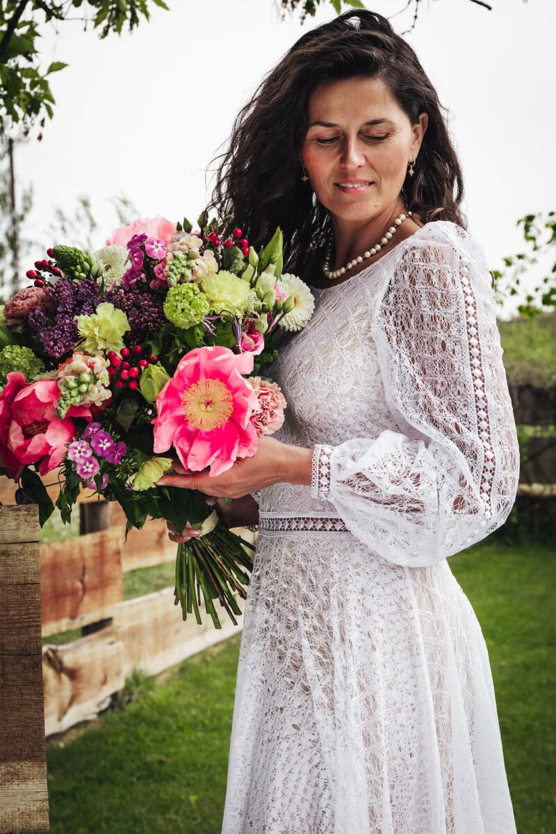 Santorini 26 - Suknia ślubna z zabudowanym dekoltem