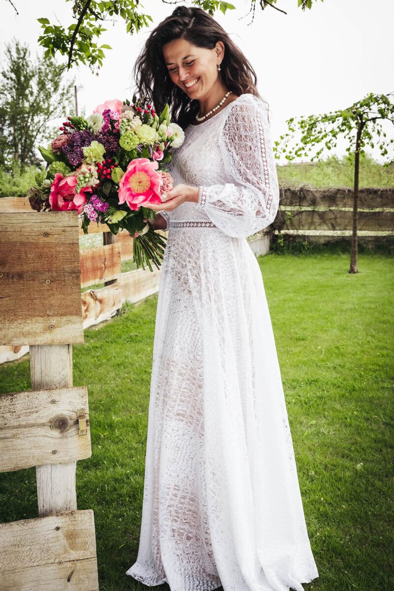 Santorini 26 - Suknia ślubna z zabudowanym dekoltem