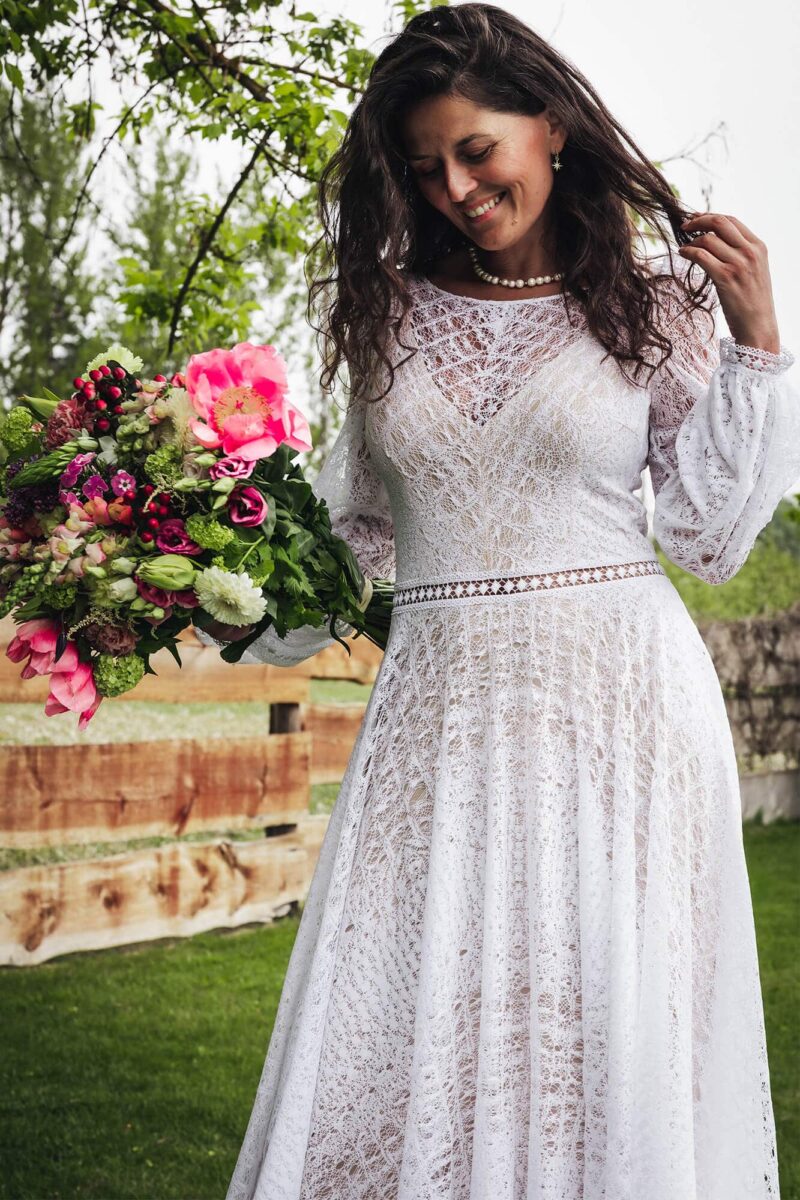 Santorini 26 - Suknia ślubna z zabudowanym dekoltem